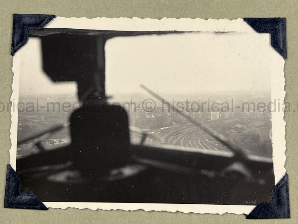 PHOTO ALBUM ESTATE OF LT. COL ADAM KOMOSA - COMMANDER CO. D, 504TH PIR, 82ND AIRBORNE