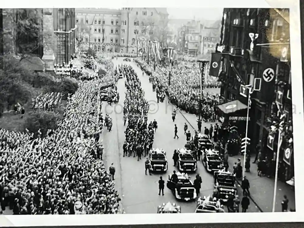WAFFEN SS GENERAL PHOTO GROUPING - SS-OBERGRUPPENFÜHRER ARTUR PHLEPS WAFFEN SS GENERAL PHOTO GROUPING - SS-OBERGRUPPENFÜHRER ARTUR PHLEPS
