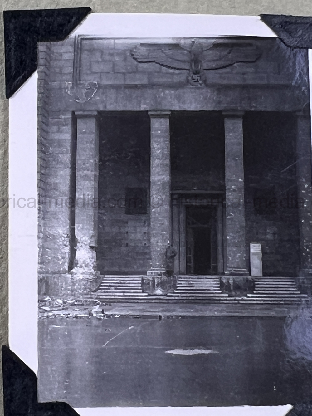 PHOTO ALBUM ESTATE OF LT. COL ADAM KOMOSA - COMMANDER CO. D, 504TH PIR, 82ND AIRBORNE