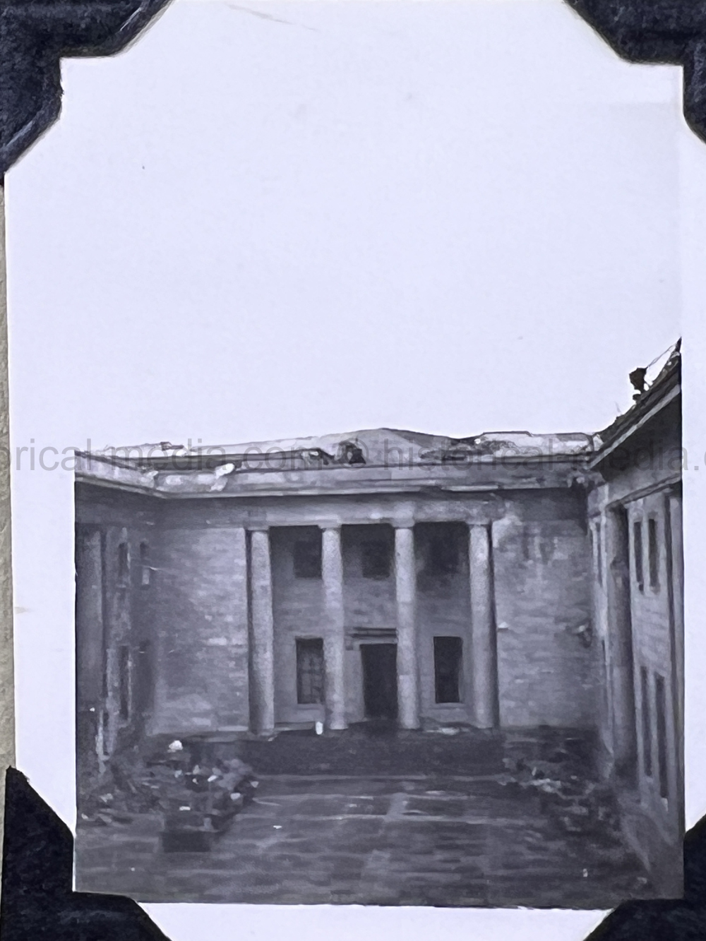 PHOTO ALBUM ESTATE OF LT. COL ADAM KOMOSA - COMMANDER CO. D, 504TH PIR, 82ND AIRBORNE