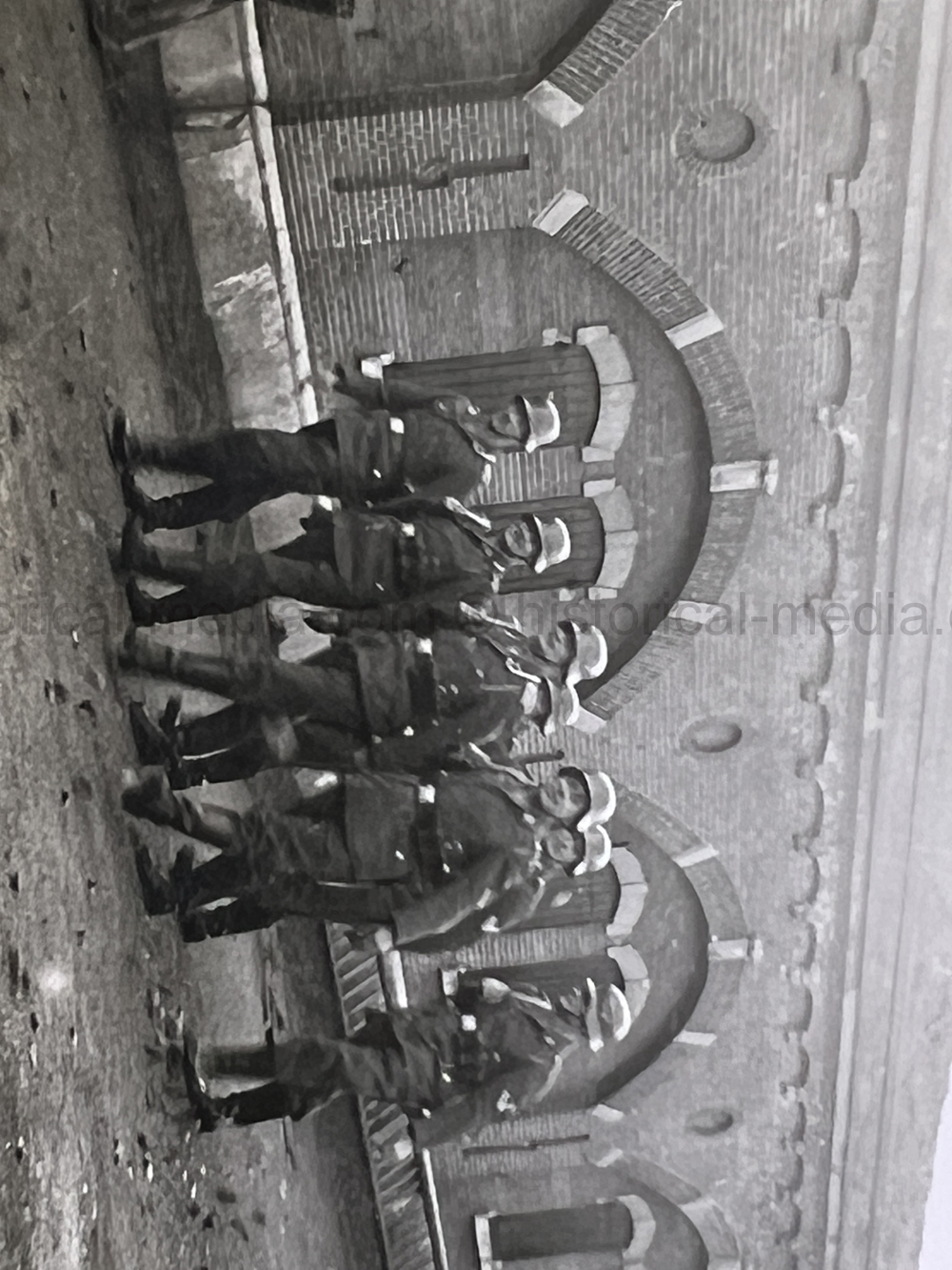 PHOTO ALBUM ESTATE OF LT. COL ADAM KOMOSA - COMMANDER CO. D, 504TH PIR, 82ND AIRBORNE