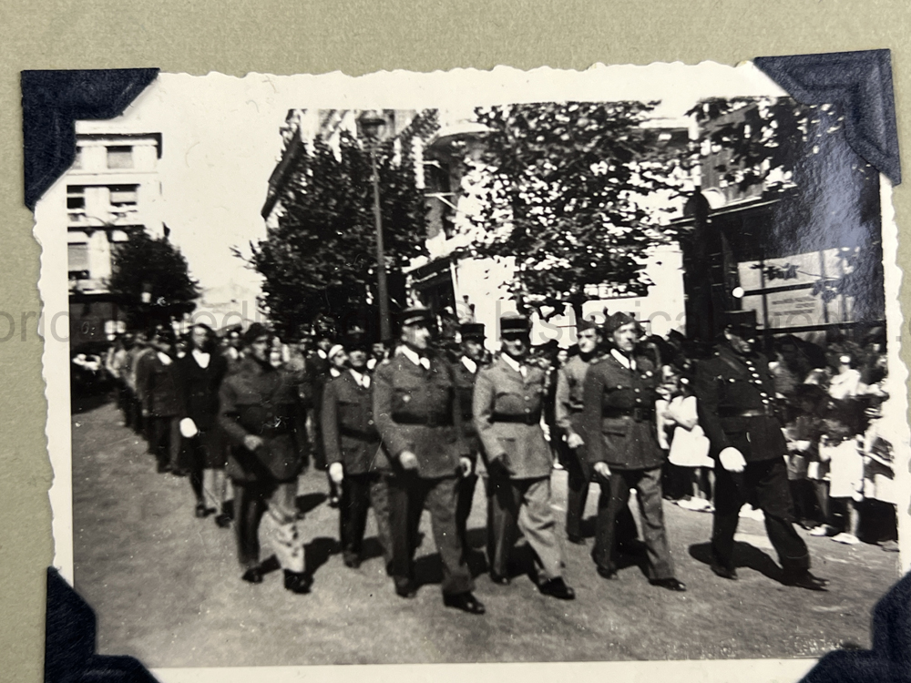 PHOTO ALBUM ESTATE OF LT. COL ADAM KOMOSA - COMMANDER CO. D, 504TH PIR, 82ND AIRBORNE