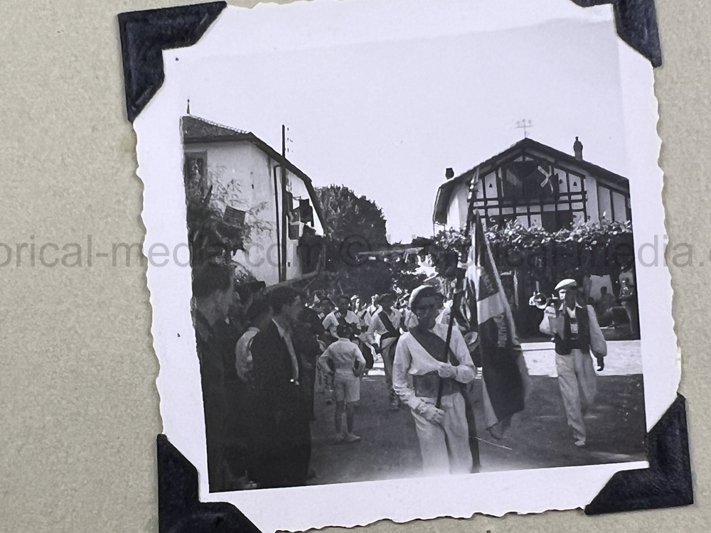 PHOTO ALBUM ESTATE OF LT. COL ADAM KOMOSA - COMMANDER CO. D, 504TH PIR, 82ND AIRBORNE