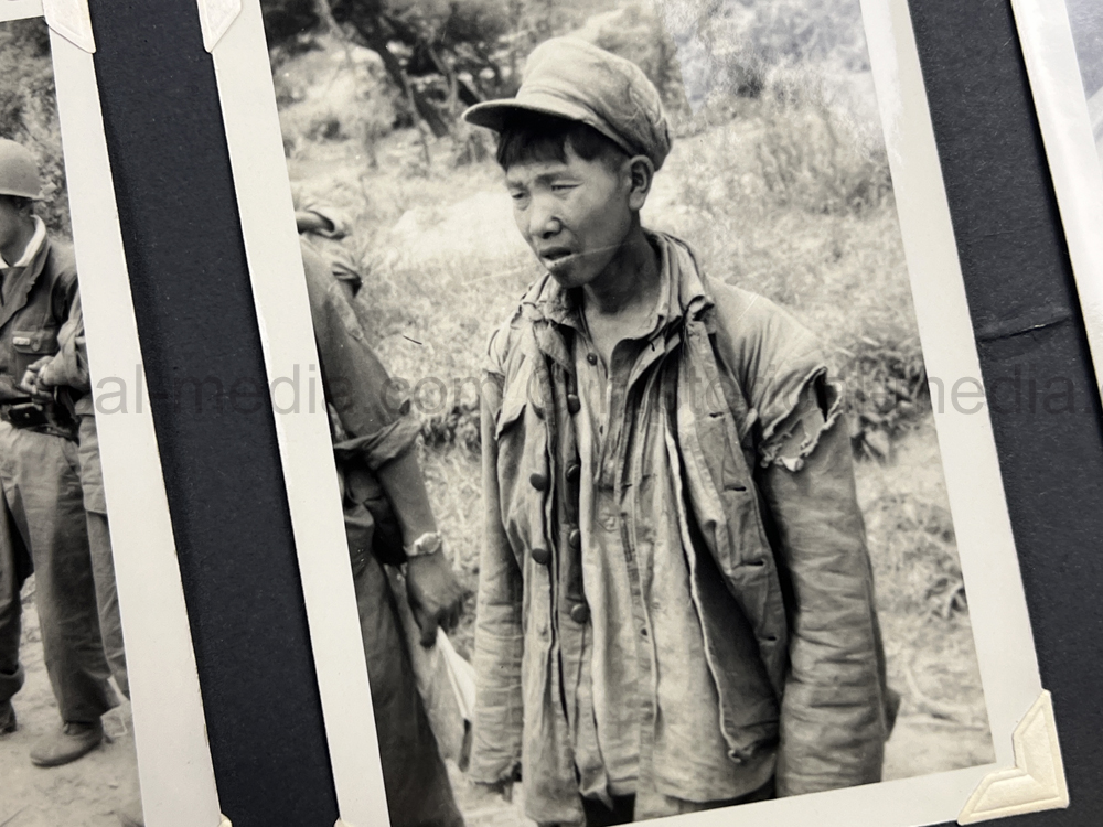 PHOTO ALBUM ESTATE OF LT. COL ADAM KOMOSA - COMMANDER CO. D, 504TH PIR, 82ND AIRBORNE