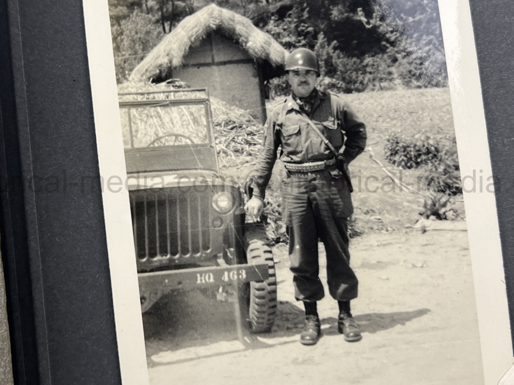 PHOTO ALBUM ESTATE OF LT. COL ADAM KOMOSA - COMMANDER CO. D, 504TH PIR, 82ND AIRBORNE