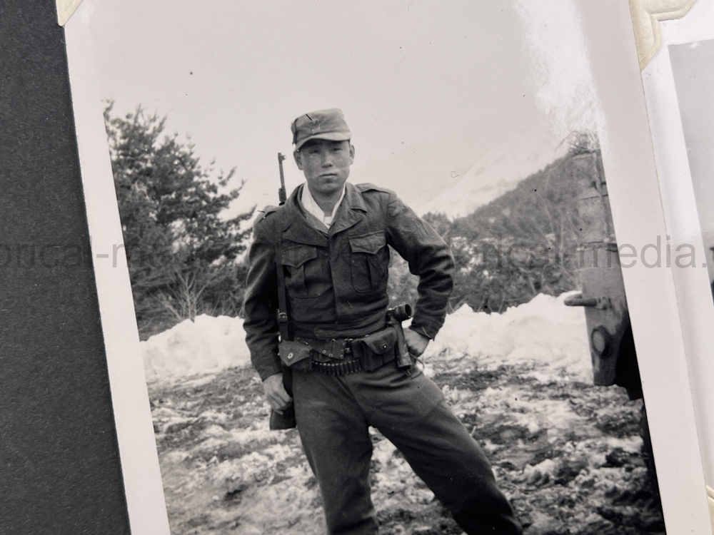 PHOTO ALBUM ESTATE OF LT. COL ADAM KOMOSA - COMMANDER CO. D, 504TH PIR, 82ND AIRBORNE