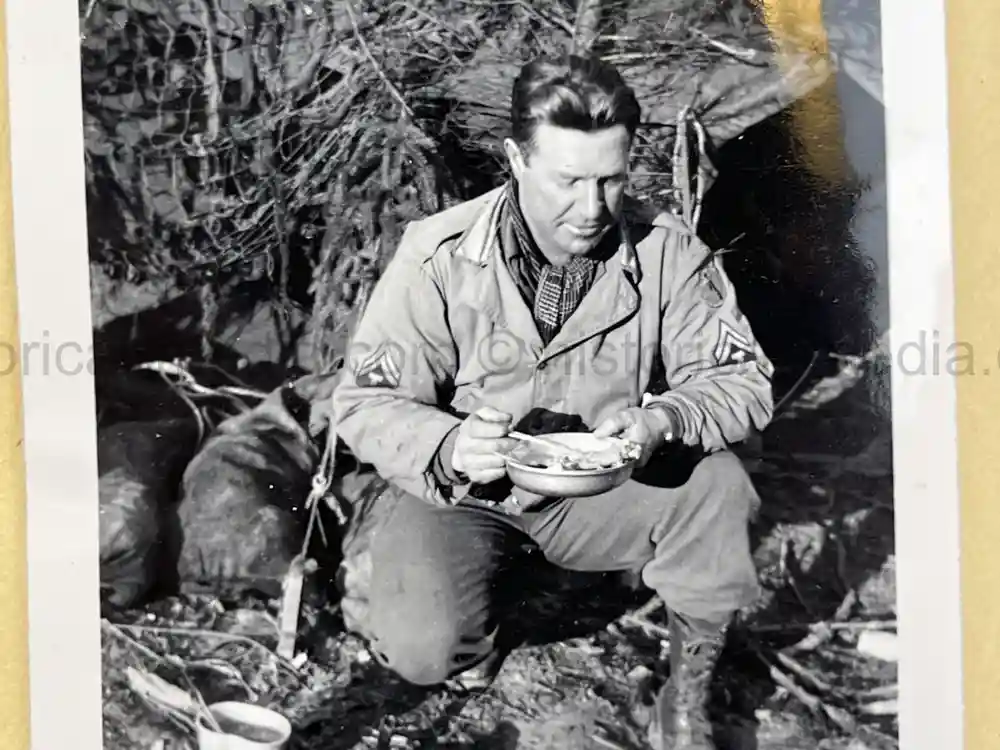 US WWII PHOTO ALBUM & SCRAPBOOK - ORIGINAL EISENHOWER D-DAY LETTER - SNIPER, PANTHER ++