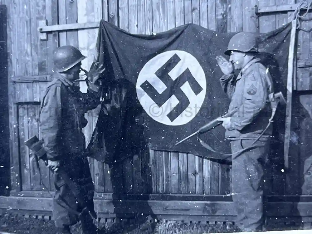 US WWII PHOTO ALBUM & SCRAPBOOK - ORIGINAL EISENHOWER D-DAY LETTER - SNIPER, PANTHER ++