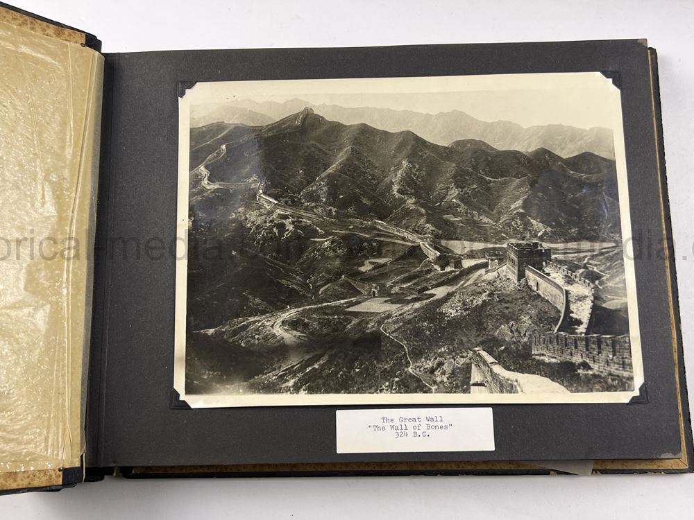 PHOTO ALBUM ESTATE OF LT. COL ADAM KOMOSA - COMMANDER CO. D, 504TH PIR, 82ND AIRBORNE