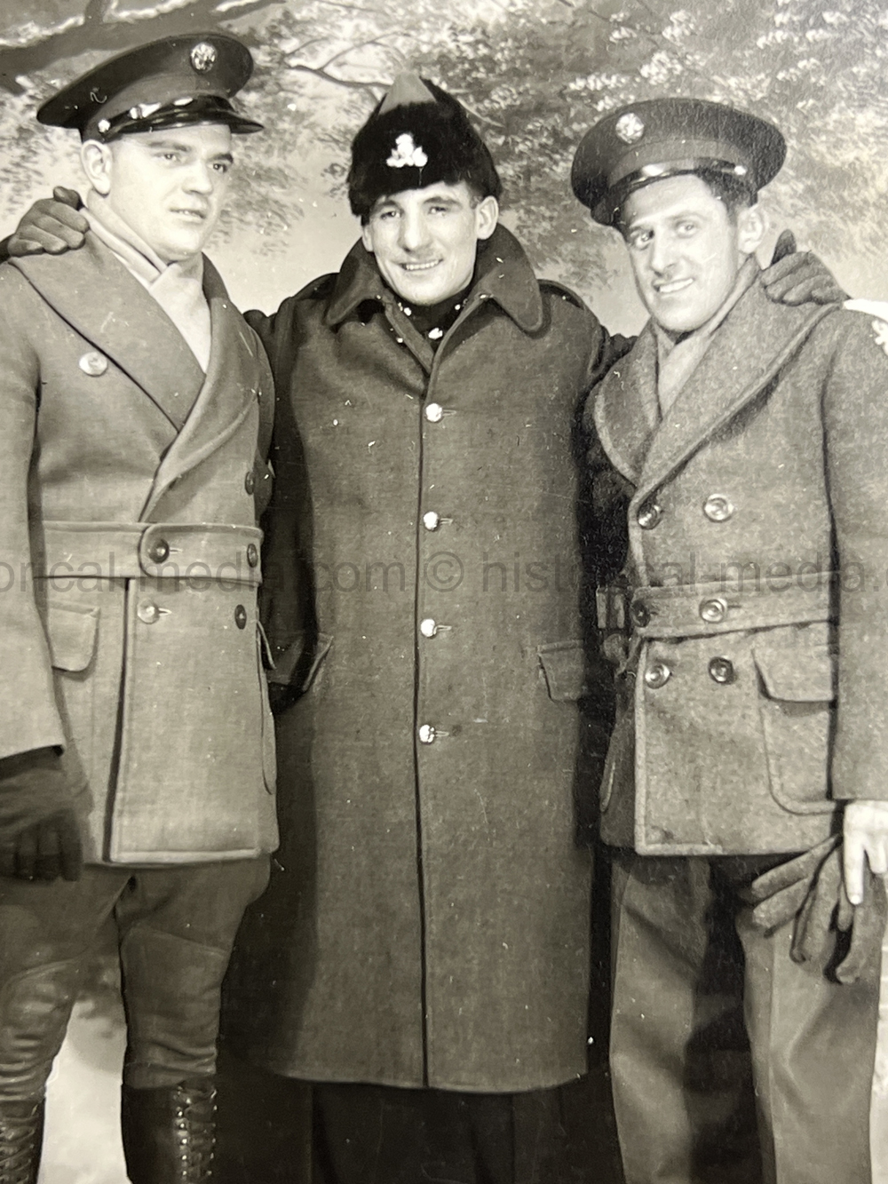 PHOTO ALBUM ESTATE OF LT. COL ADAM KOMOSA - COMMANDER CO. D, 504TH PIR, 82ND AIRBORNE