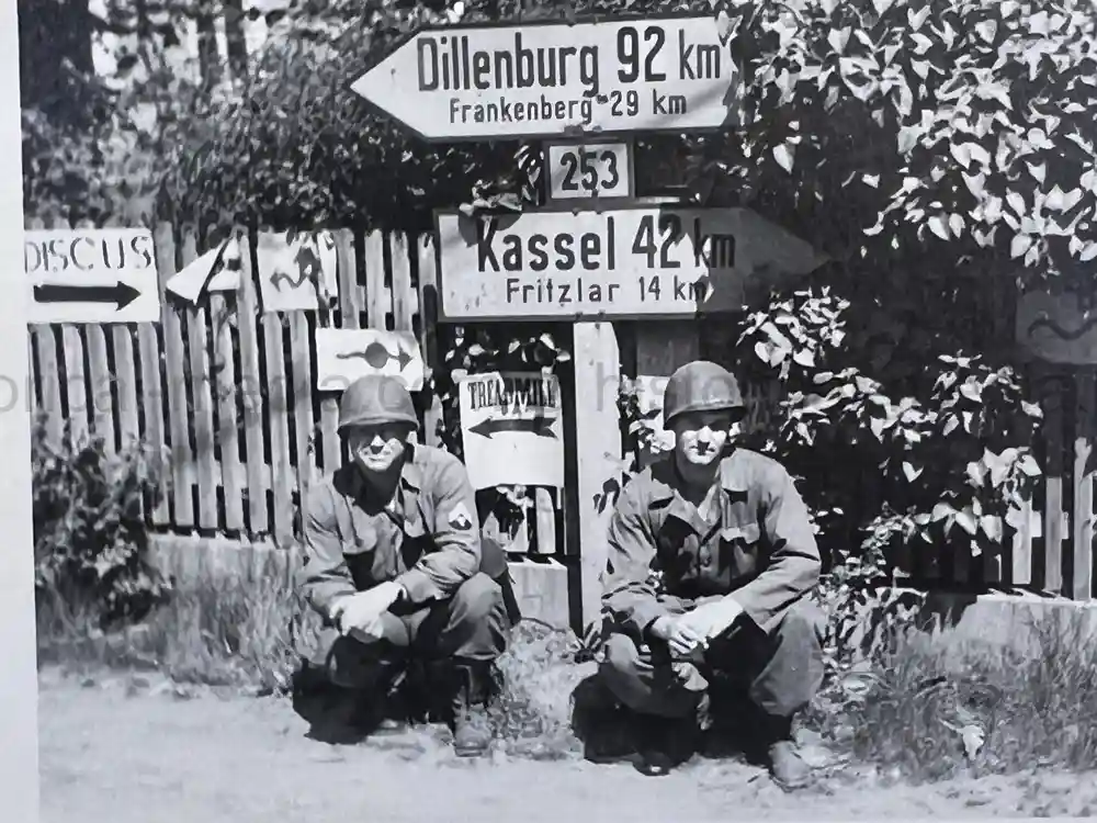 US WWII PHOTO ALBUM & SCRAPBOOK - ORIGINAL EISENHOWER D-DAY LETTER - SNIPER, PANTHER ++