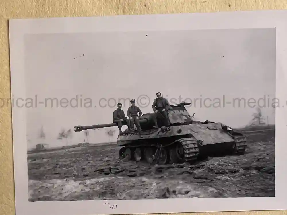 US WWII PHOTO ALBUM & SCRAPBOOK - ORIGINAL EISENHOWER D-DAY LETTER - SNIPER, PANTHER ++