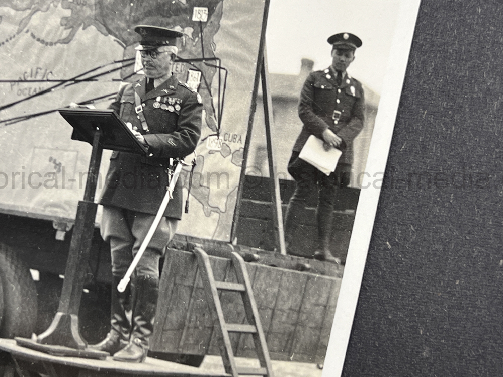 PHOTO ALBUM ESTATE OF LT. COL ADAM KOMOSA - COMMANDER CO. D, 504TH PIR, 82ND AIRBORNE