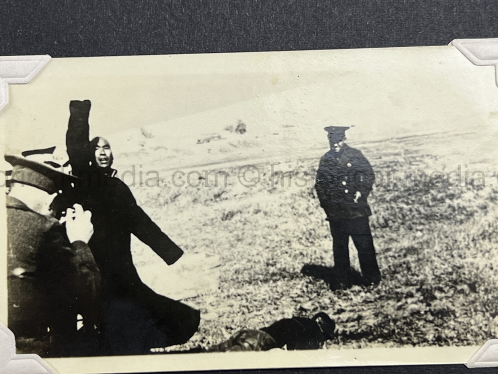 PHOTO ALBUM ESTATE OF LT. COL ADAM KOMOSA - COMMANDER CO. D, 504TH PIR, 82ND AIRBORNE