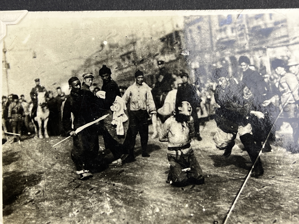 PHOTO ALBUM ESTATE OF LT. COL ADAM KOMOSA - COMMANDER CO. D, 504TH PIR, 82ND AIRBORNE