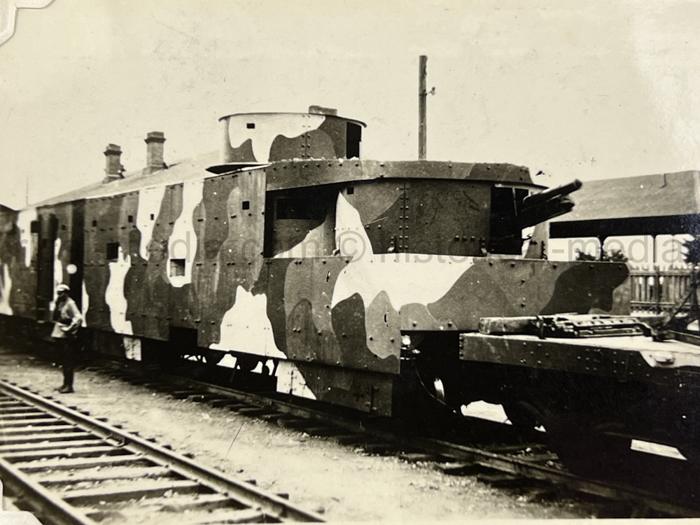 PHOTO ALBUM ESTATE OF LT. COL ADAM KOMOSA - COMMANDER CO. D, 504TH PIR, 82ND AIRBORNE