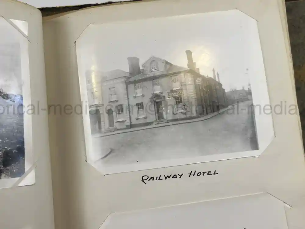 US WWII PHOTO ALBUM - ENGLAND, FRANCE, GERMANY - IDENTIFIED AIRFIELDS - LUFTWAFFE AIRCRAFT