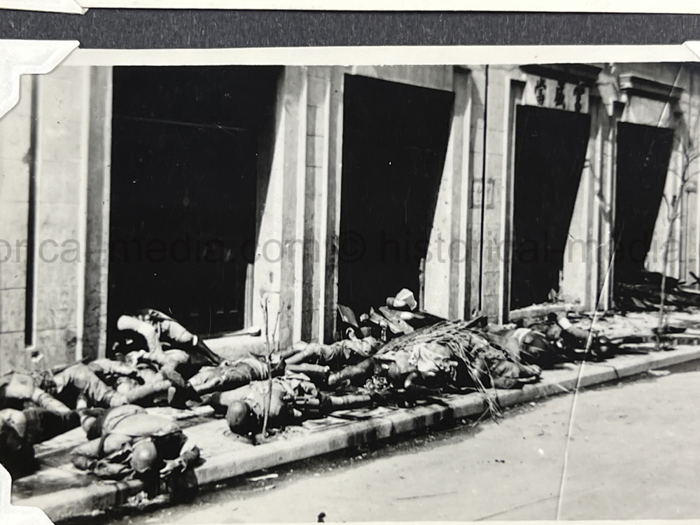 PHOTO ALBUM ESTATE OF LT. COL ADAM KOMOSA - COMMANDER CO. D, 504TH PIR, 82ND AIRBORNE