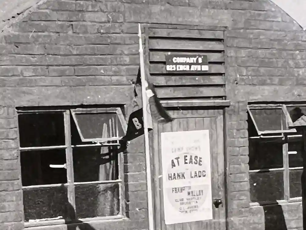 US WWII PHOTO ALBUM - ENGLAND, FRANCE, GERMANY - IDENTIFIED AIRFIELDS - LUFTWAFFE AIRCRAFT