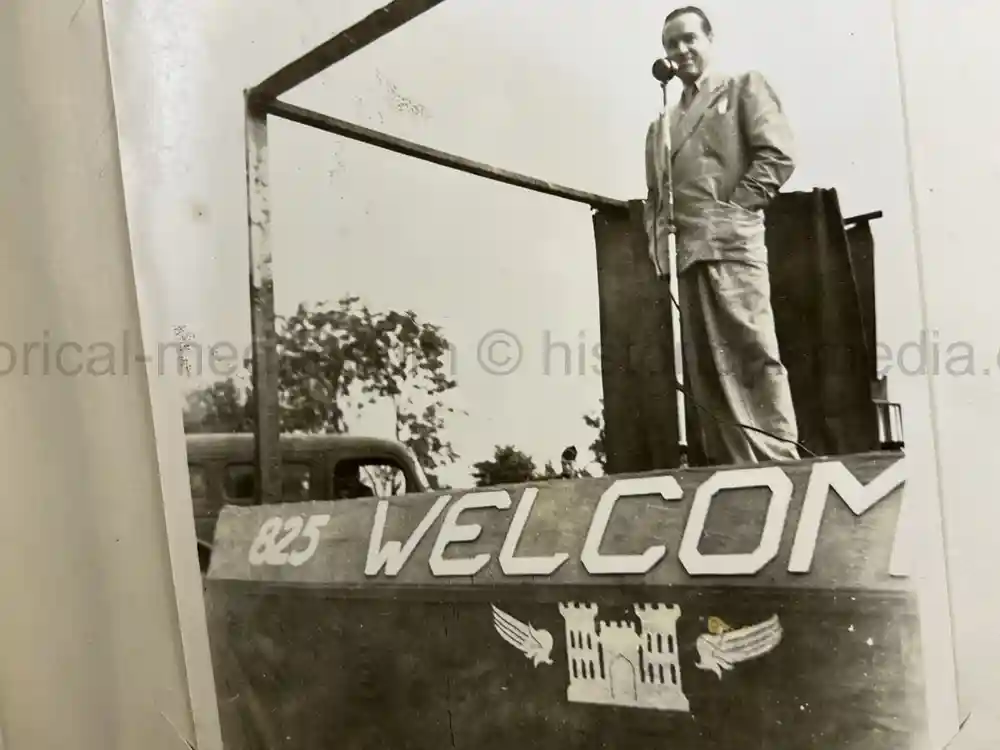 US WWII PHOTO ALBUM - ENGLAND, FRANCE, GERMANY - IDENTIFIED AIRFIELDS - LUFTWAFFE AIRCRAFT