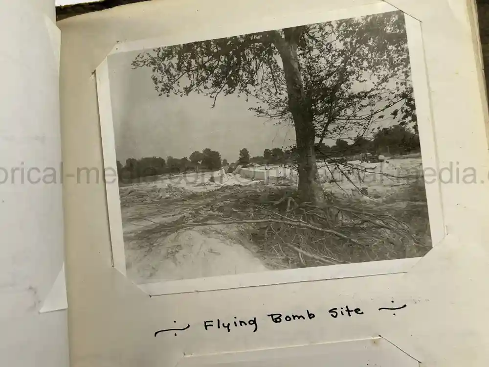 US WWII PHOTO ALBUM - ENGLAND, FRANCE, GERMANY - IDENTIFIED AIRFIELDS - LUFTWAFFE AIRCRAFT