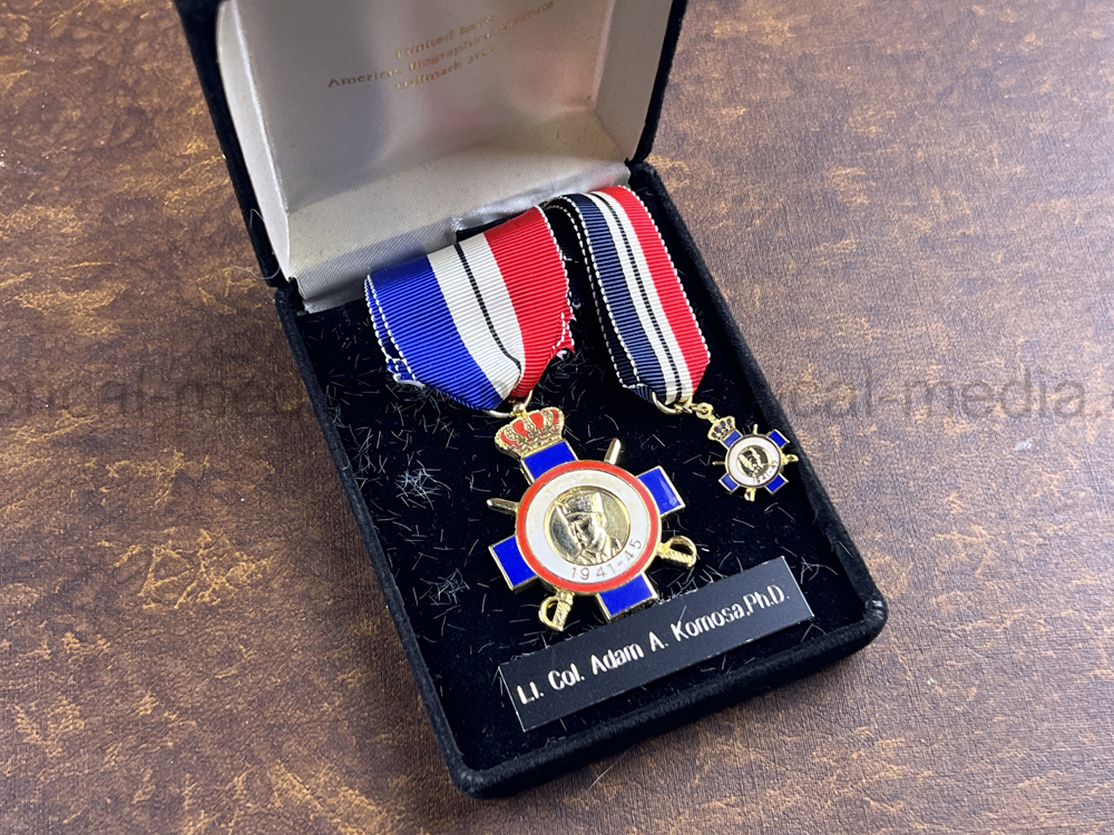 PHOTO ALBUM ESTATE OF LT. COL ADAM KOMOSA - COMMANDER CO. D, 504TH PIR, 82ND AIRBORNE