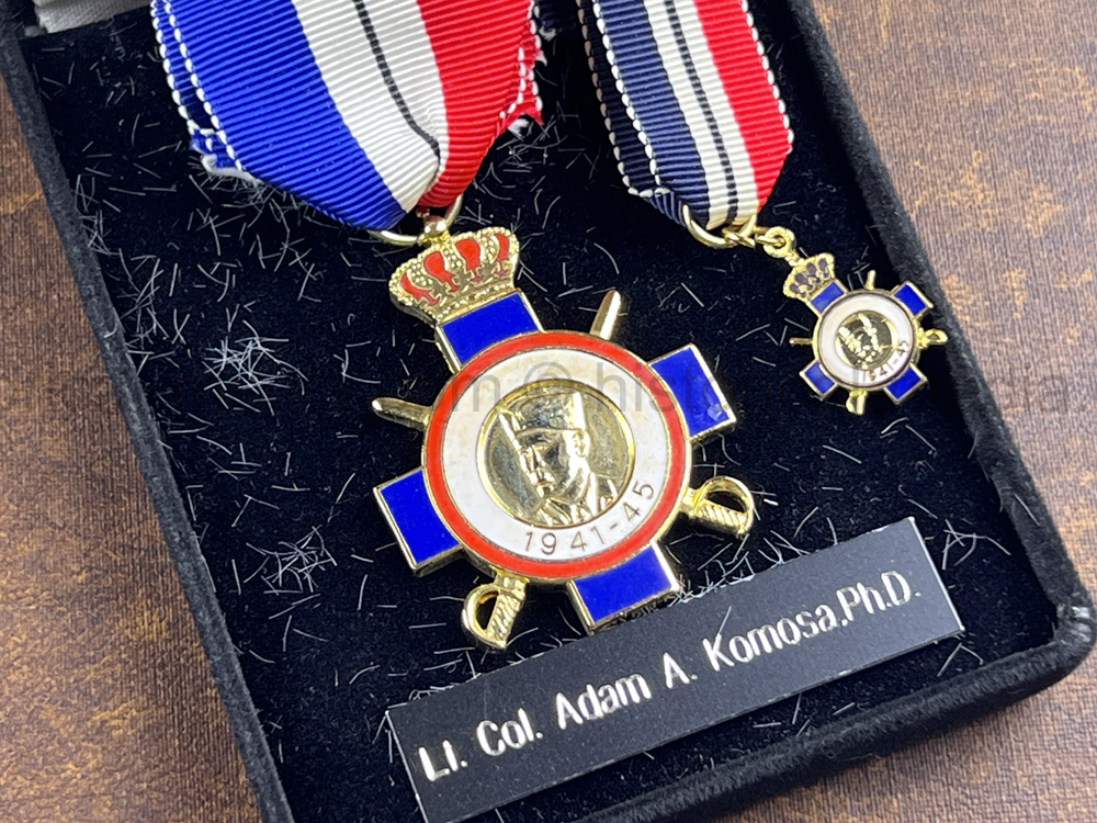 PHOTO ALBUM ESTATE OF LT. COL ADAM KOMOSA - COMMANDER CO. D, 504TH PIR, 82ND AIRBORNE