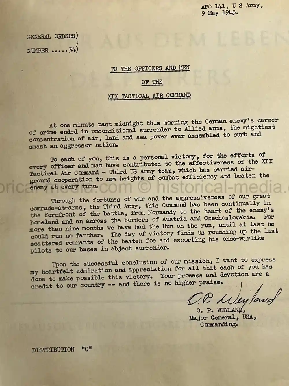 WWII USAAF PHOTO ALBUM - 397th FIGHTER SQUADRON - 368th FIGHTER GROUP - EXCELLENT P-47 NOSE ART!