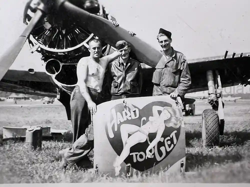 WWII USAAF PHOTO ALBUM - 397th FIGHTER SQUADRON - 368th FIGHTER GROUP - EXCELLENT P-47 NOSE ART!