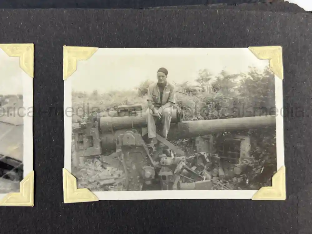 WWII USAAF PHOTO ALBUM - 30th BOMB GROUP - EXCELLENT NOSE ART PHOTOS! WWII USAAF PHOTO ALBUM - 30th BOMB GROUP - EXCELLENT NOSE ART PHOTOS!