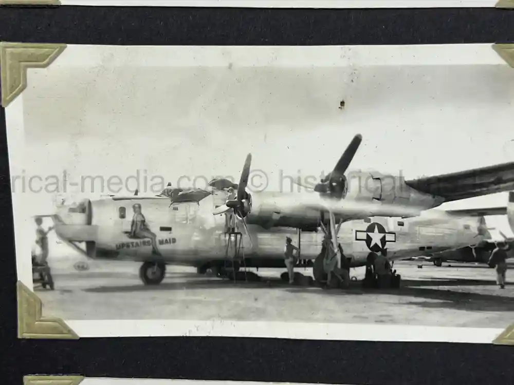 WWII USAAF PHOTO ALBUM - 30th BOMB GROUP - EXCELLENT NOSE ART PHOTOS! WWII USAAF PHOTO ALBUM - 30th BOMB GROUP - EXCELLENT NOSE ART PHOTOS!