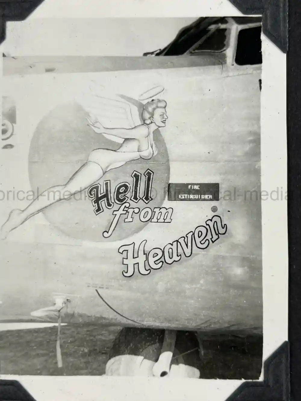 WWII USAAF PHOTO ALBUM - 30th BOMB GROUP - EXCELLENT NOSE ART PHOTOS! WWII USAAF PHOTO ALBUM - 30th BOMB GROUP - EXCELLENT NOSE ART PHOTOS!