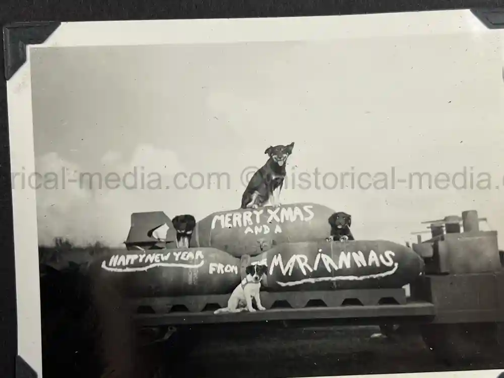 WWII USAAF PHOTO ALBUM - 30th BOMB GROUP - EXCELLENT NOSE ART PHOTOS! WWII USAAF PHOTO ALBUM - 30th BOMB GROUP - EXCELLENT NOSE ART PHOTOS!