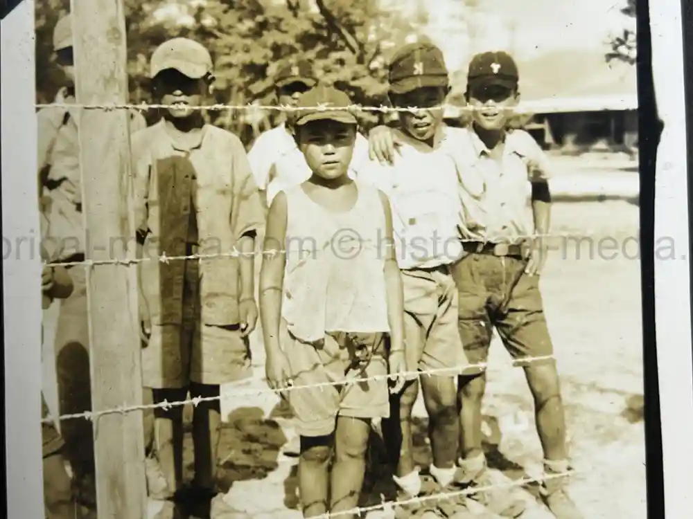 WWII USAAF PHOTO ALBUM - 30th BOMB GROUP - EXCELLENT NOSE ART PHOTOS! WWII USAAF PHOTO ALBUM - 30th BOMB GROUP - EXCELLENT NOSE ART PHOTOS!