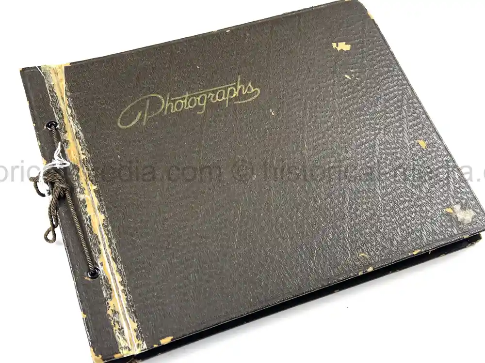 US WWII PHOTO ALBUM - BATTLE OF THE BULGE, GERMANY, NURNBERG US WWII PHOTO ALBUM - BATTLE OF THE BULGE, GERMANY, NURNBERG