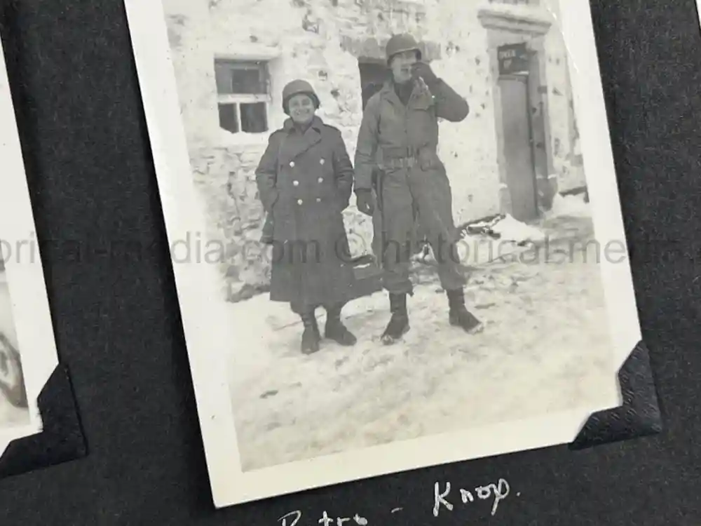 US WWII PHOTO ALBUM - BATTLE OF THE BULGE, GERMANY, NURNBERG US WWII PHOTO ALBUM - BATTLE OF THE BULGE, GERMANY, NURNBERG