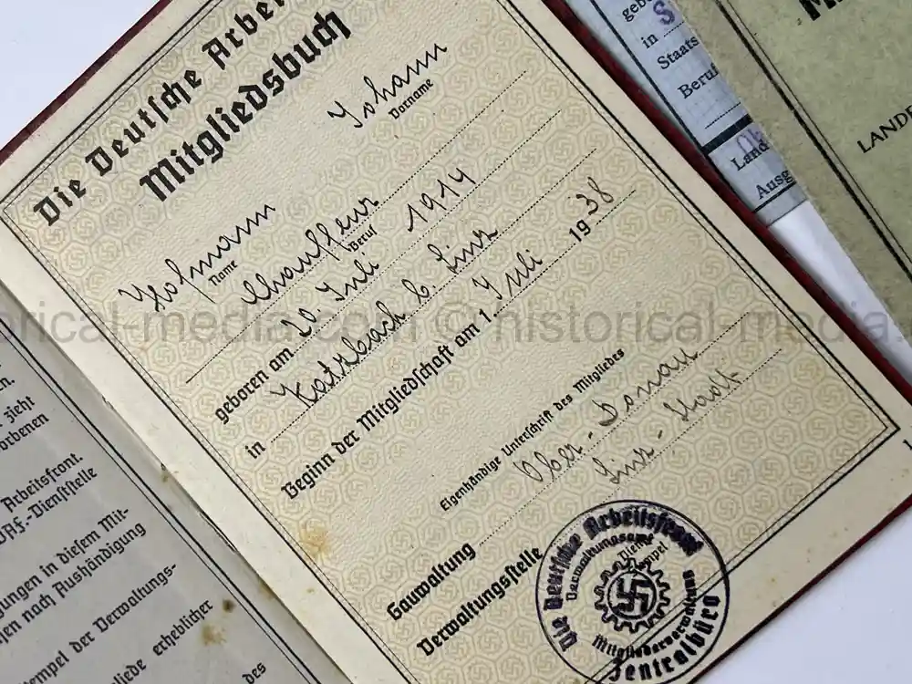 GERMAN WWII PHOTO ALBUM & DOCUMENT GROUPING - GEBIRGSJÄGER - KAMPFGRUPPE HAUPTMANN