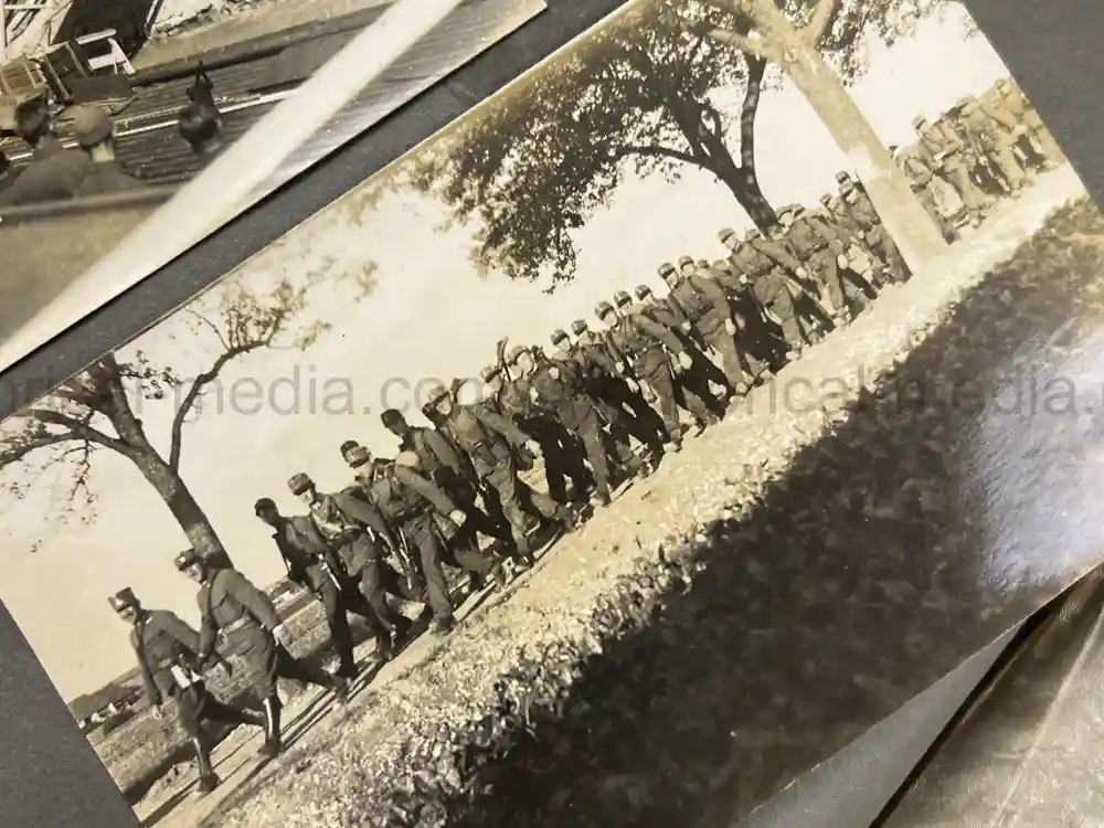 GERMAN WWII PHOTO ALBUM & DOCUMENT GROUPING - GEBIRGSJÄGER - KAMPFGRUPPE HAUPTMANN