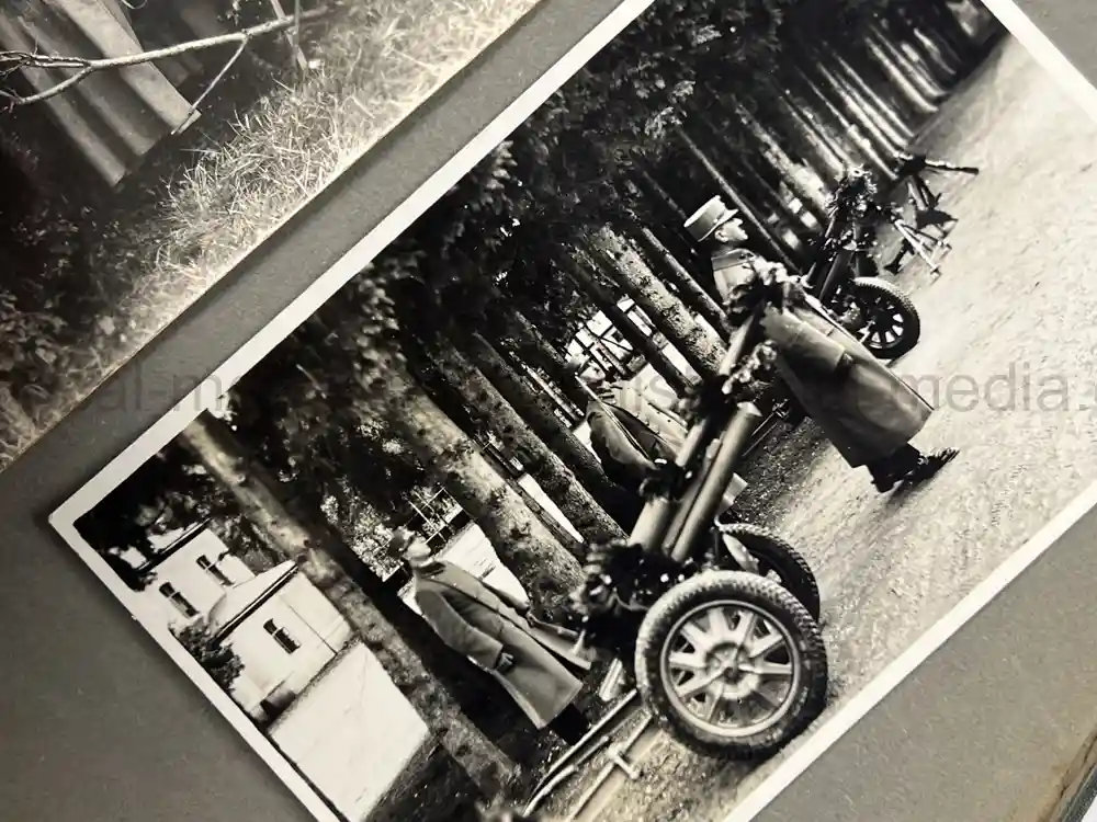 GERMAN WWII PHOTO ALBUM & DOCUMENT GROUPING - GEBIRGSJÄGER - KAMPFGRUPPE HAUPTMANN