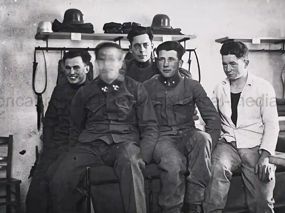 GERMAN WWII PHOTO ALBUM & DOCUMENT GROUPING - GEBIRGSJÄGER - KAMPFGRUPPE HAUPTMANN