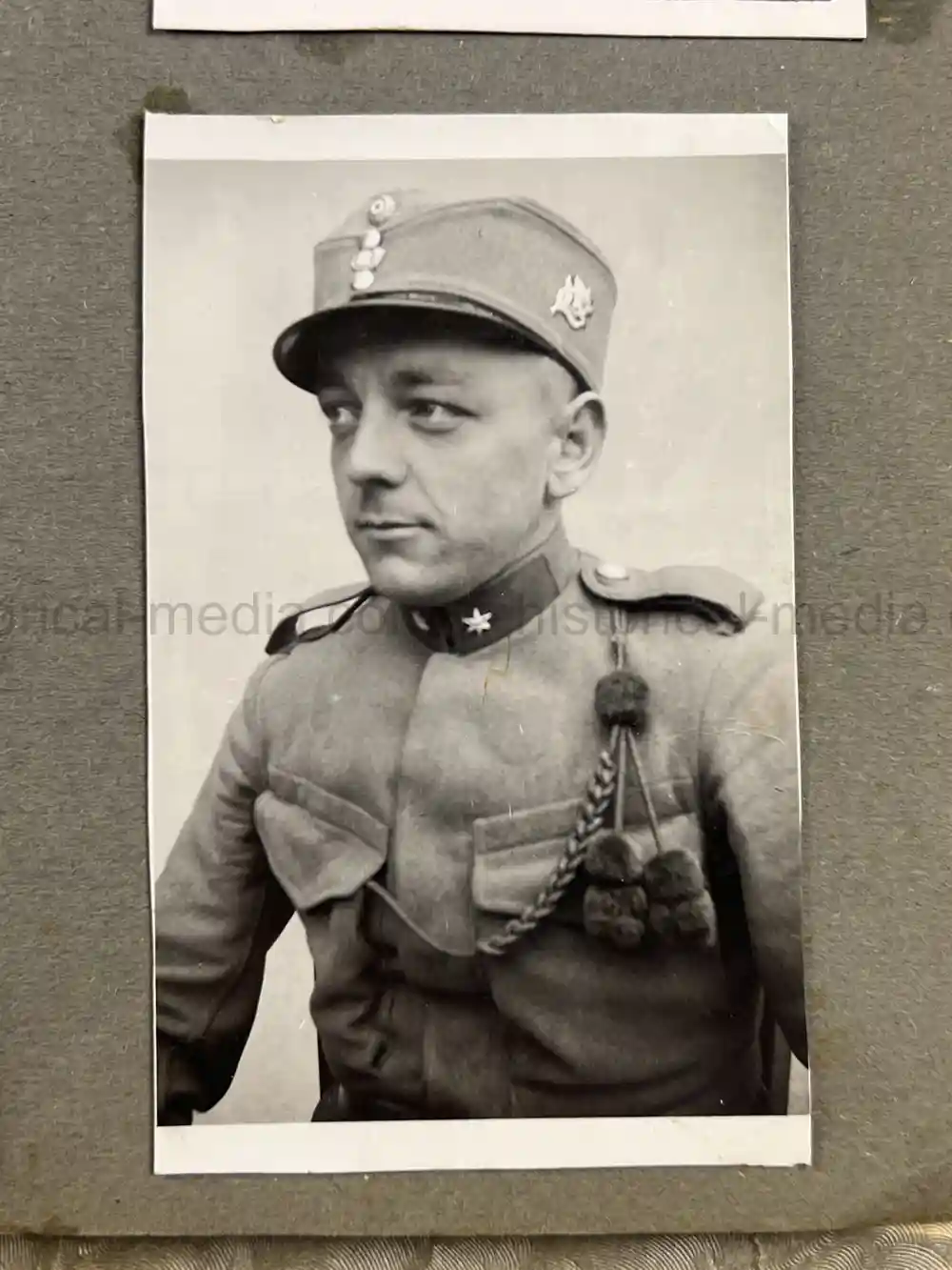 GERMAN WWII PHOTO ALBUM & DOCUMENT GROUPING - GEBIRGSJÄGER - KAMPFGRUPPE HAUPTMANN