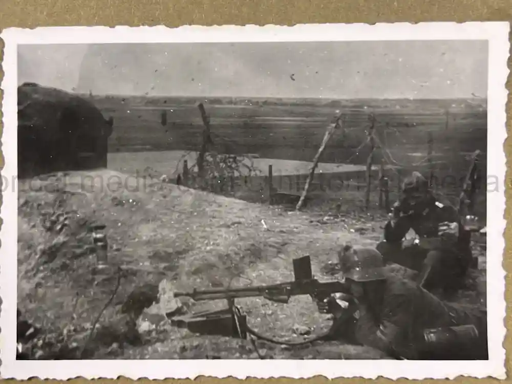 GERMAN WWII LUFTWAFFE PHOTO ALBUM - FRANCE & RUSSIA CAMPAIGNS