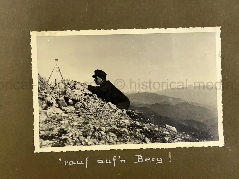 GERMAN WWII LUFTWAFFE PHOTO ALBUM - FRANCE & RUSSIA CAMPAIGNS