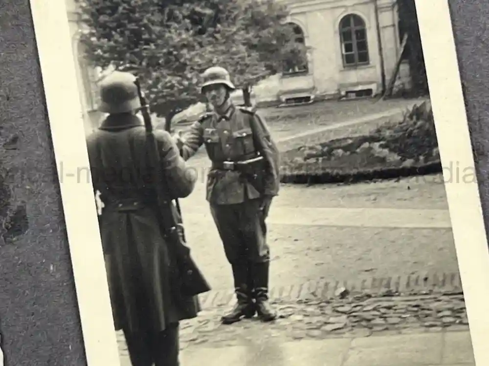 WWII GERMAN ARMY PHOTO ALBUM - POLAND, FRANCE, RUSSIA - GREAT COMBAT IMAGES!