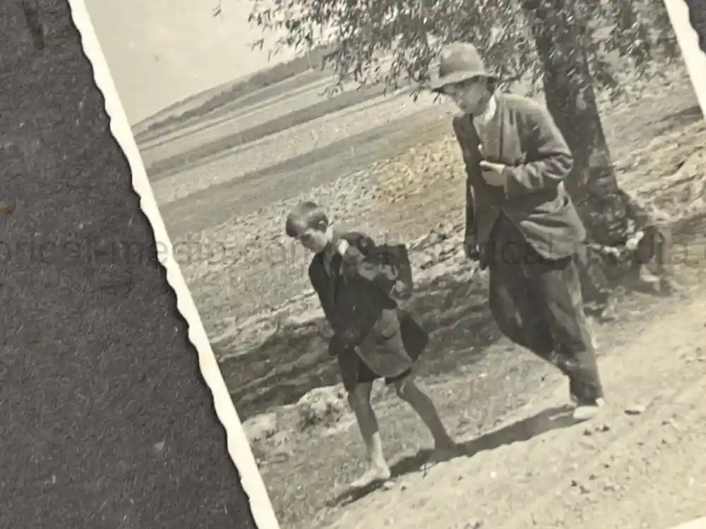 WWII GERMAN ARMY PHOTO ALBUM - POLAND, FRANCE, RUSSIA - GREAT COMBAT IMAGES!