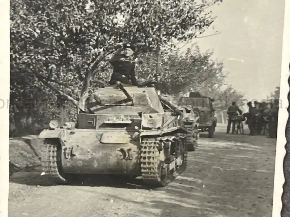 WWII GERMAN ARMY PHOTO ALBUM - POLAND, FRANCE, RUSSIA - GREAT COMBAT IMAGES!