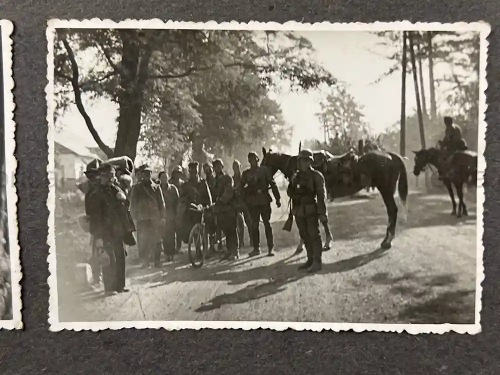 WWII GERMAN ARMY PHOTO ALBUM - POLAND, FRANCE, RUSSIA - GREAT COMBAT IMAGES!