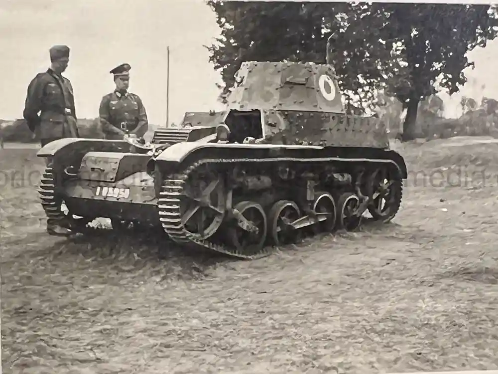 WWII GERMAN ARMY PHOTO ALBUM - POLAND, FRANCE, RUSSIA - GREAT COMBAT IMAGES!
