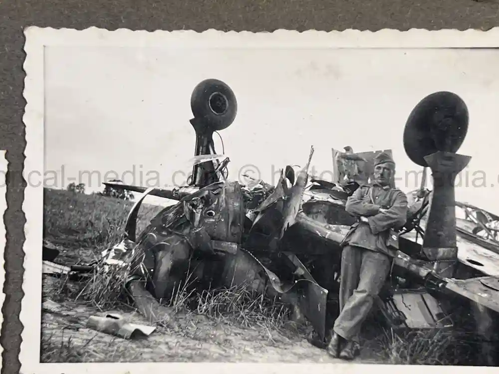 WWII GERMAN ARMY PHOTO ALBUM - POLAND, FRANCE, RUSSIA - GREAT COMBAT IMAGES!