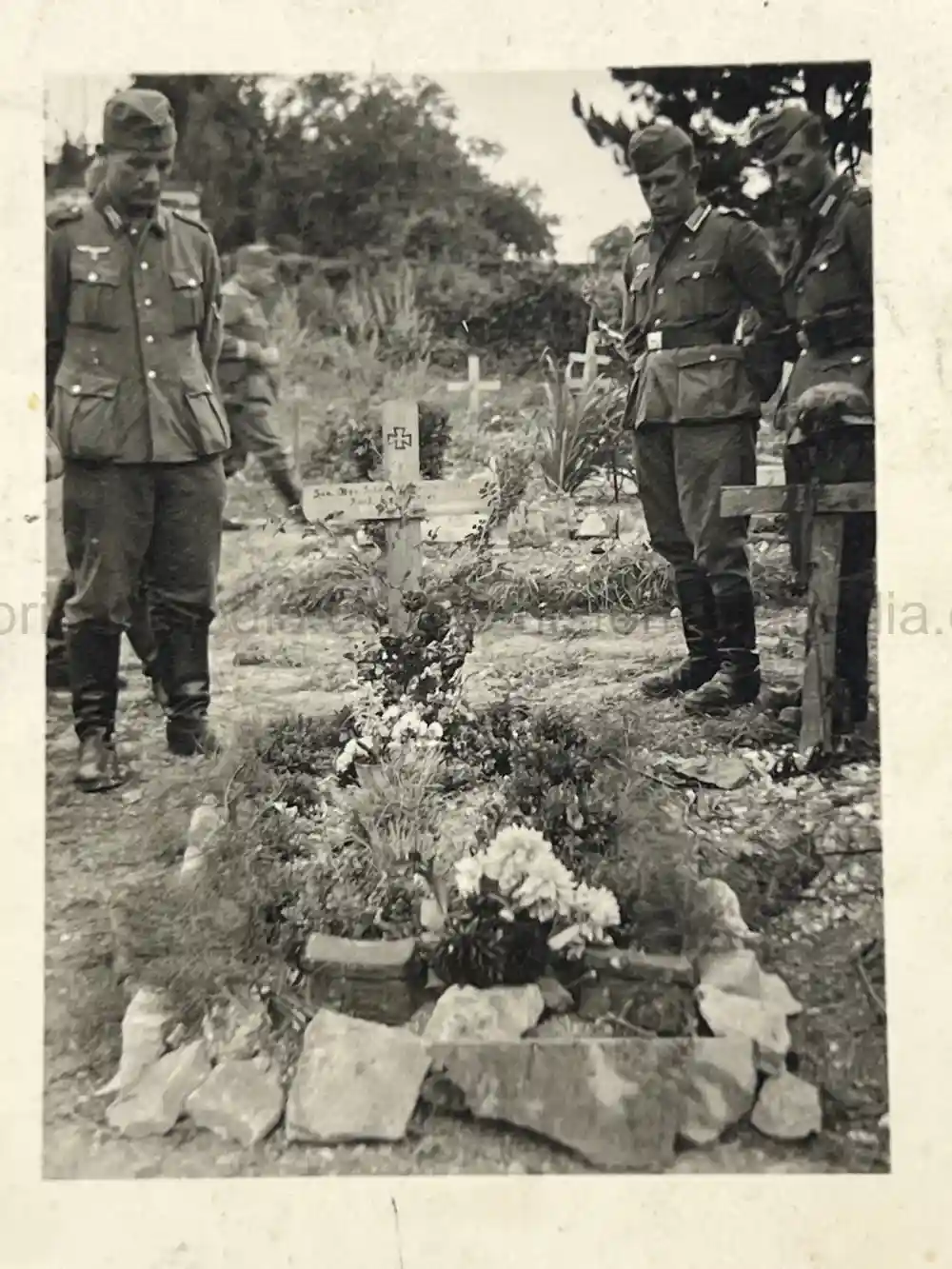 WWII GERMAN ARMY PHOTO ALBUM - POLAND, FRANCE, RUSSIA - GREAT COMBAT IMAGES!